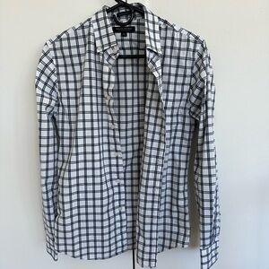 Slim fit Banana Republic shirt (XS)